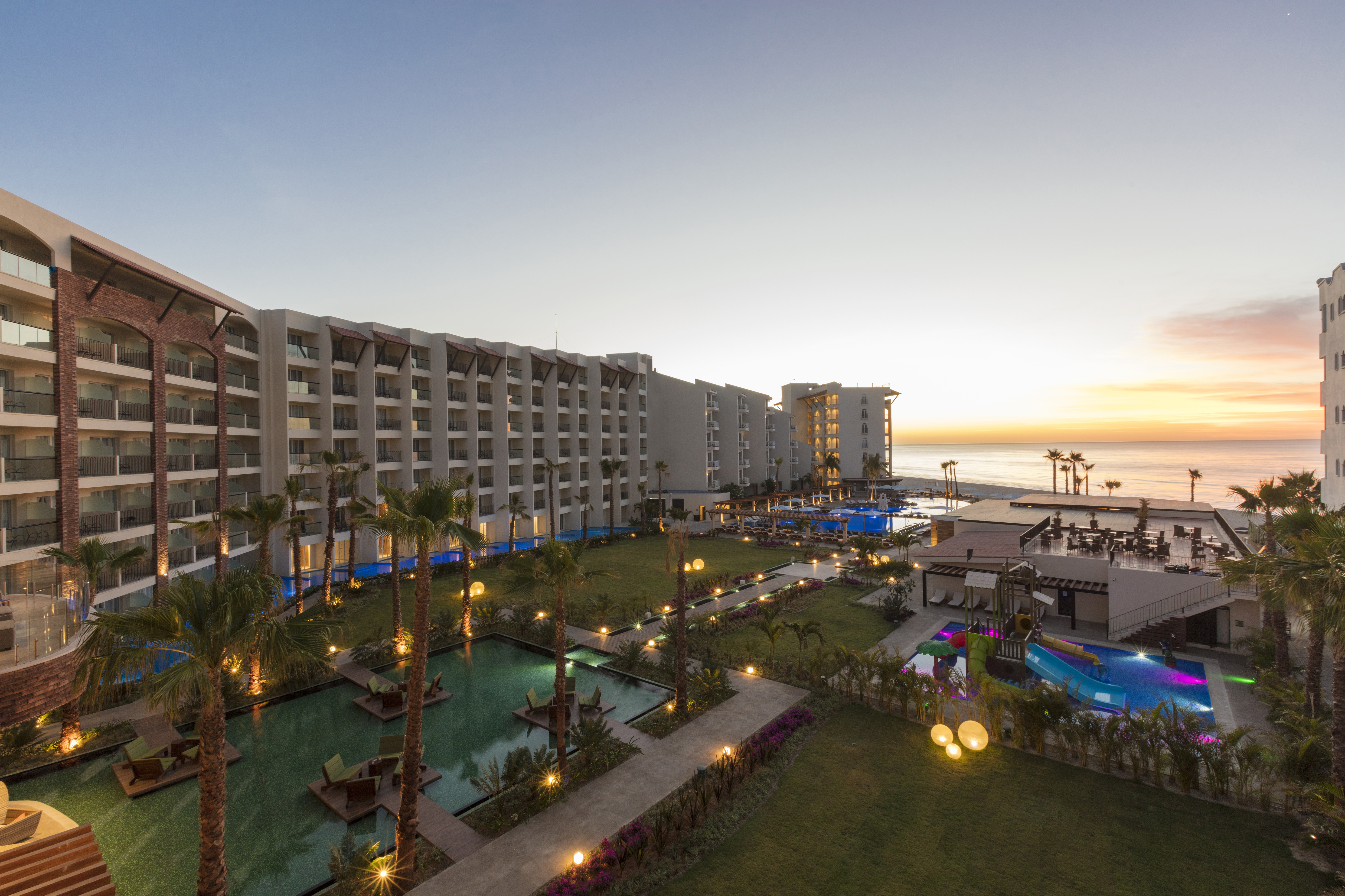 Krystal Grand Los Cabos All Inclusive  : The Ultimate Luxury Experience